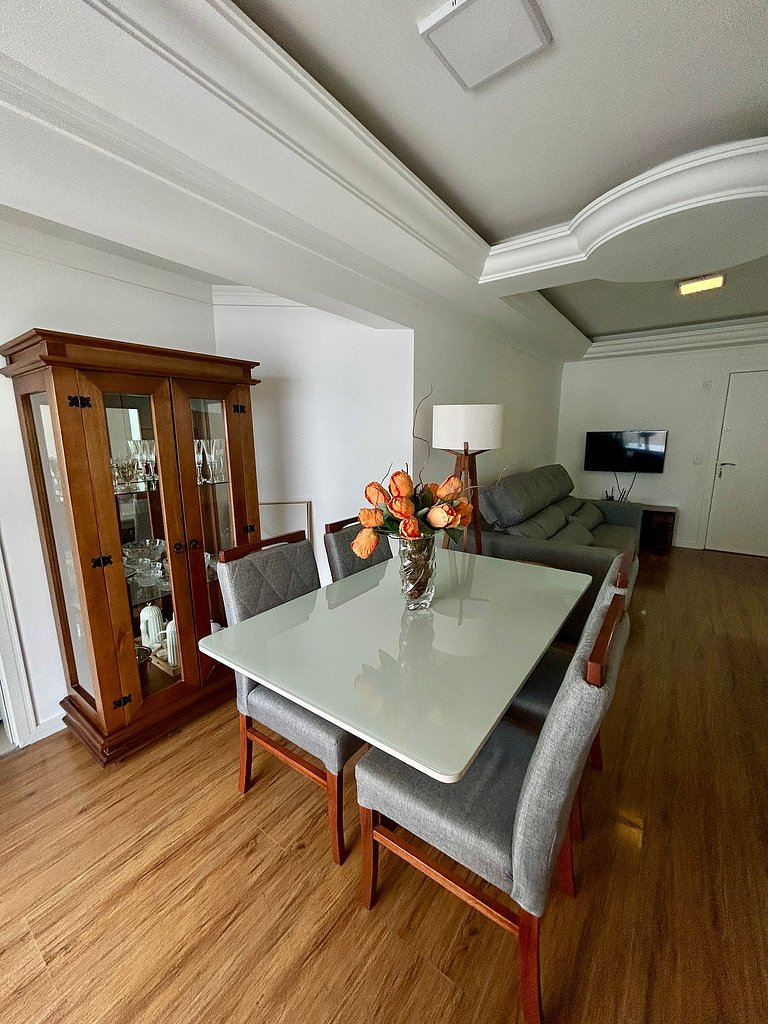 Apto 2 Quartos – 1 Vaga – 100m do Mar, Centro BC