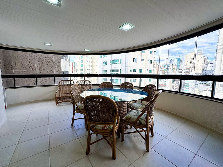 Apto 2 Quartos – 2 Vagas – Centro BC