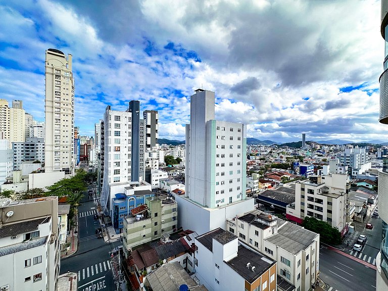 Apto 2 Quartos – 2 Vagas – Centro BC