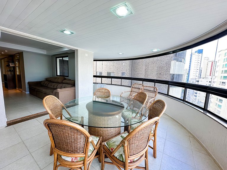 Apto 2 Quartos – 2 Vagas – Centro BC