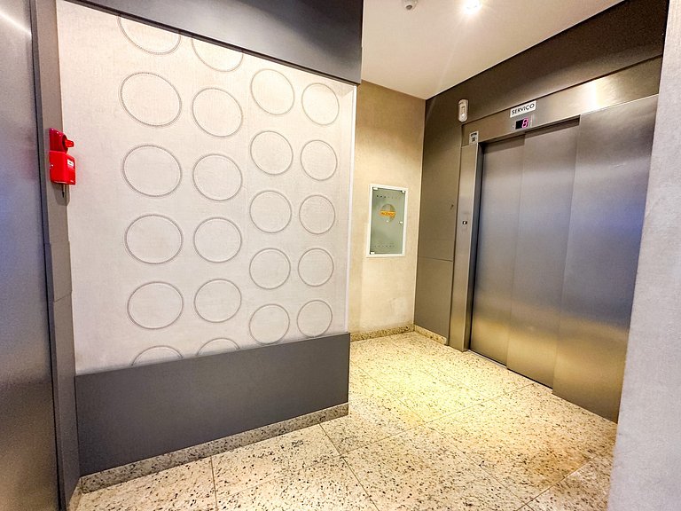 Apto 2 Quartos – 2 Vagas – Centro BC