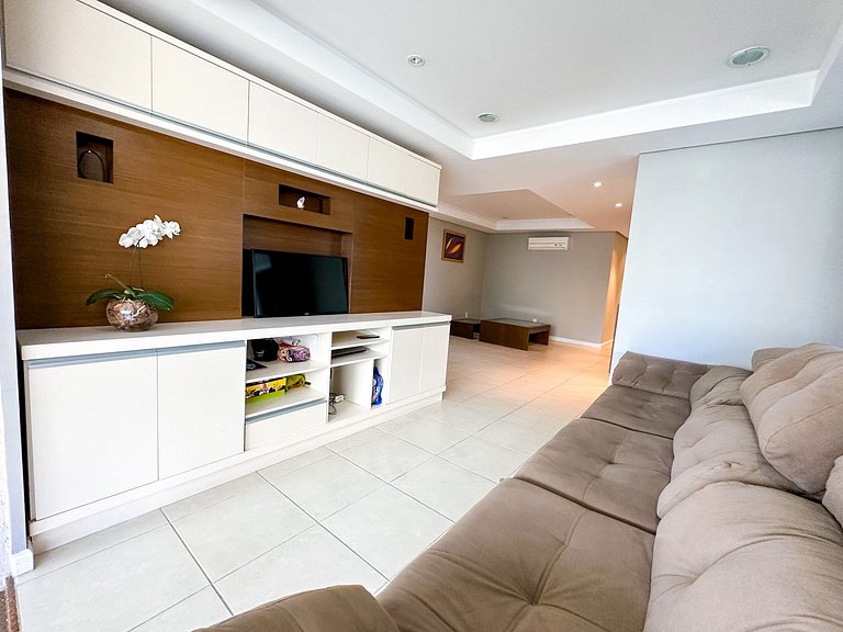 Apto 2 Quartos – 2 Vagas – Centro BC