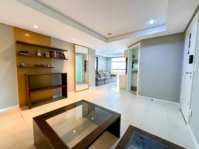 Apto 2 Quartos – 2 Vagas – Centro BC