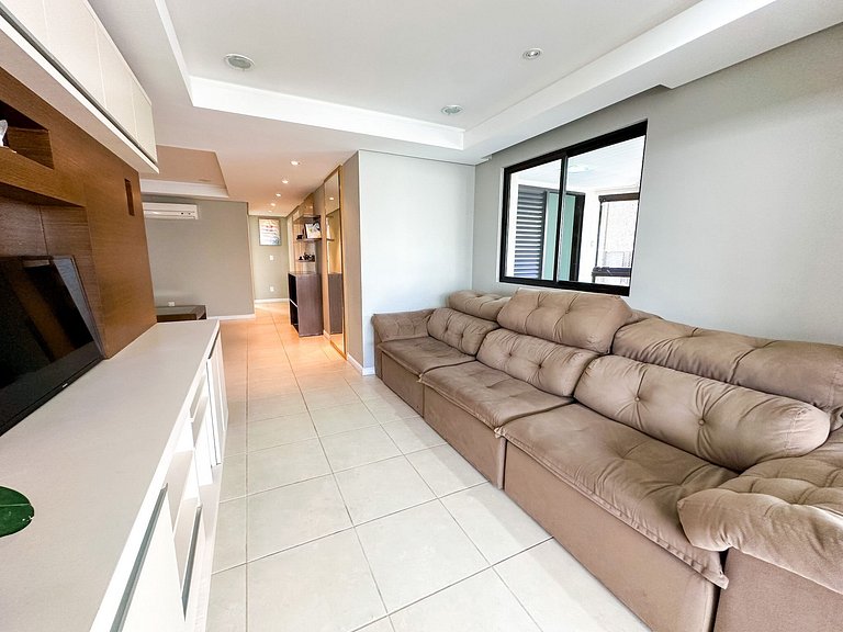 Apto 2 Quartos – 2 Vagas – Centro BC