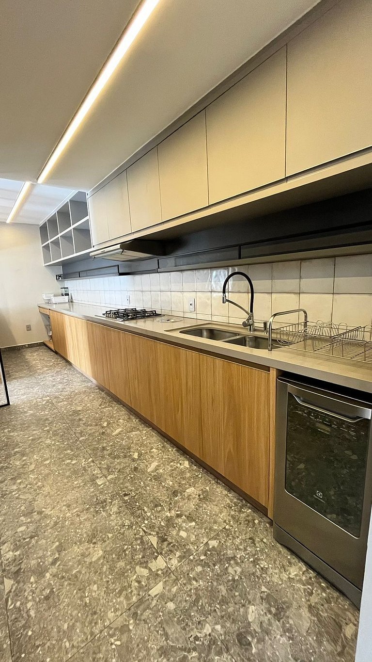 Casa 3 Suítes – Apenas 600m da Praia dos Amores