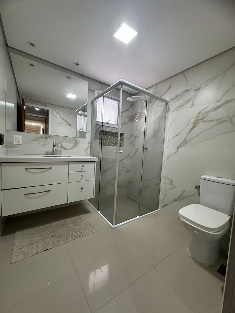 Apto 3 Quartos + Dep. – Vista Mar Av. Atlântica