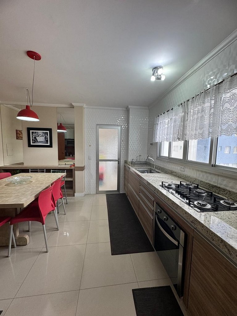 Apto 3 Quartos + Dep. – Vista Mar Av. Atlântica