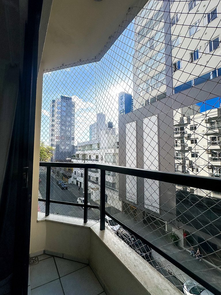 Confortável Apto no Centro BC | 2 Quartos | 1 Vaga