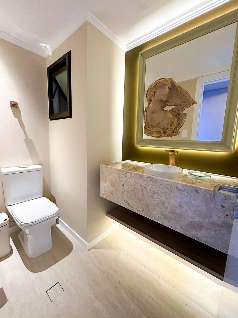 Frente Mar 3 Suítes + 2 Vagas | Monte Olympos