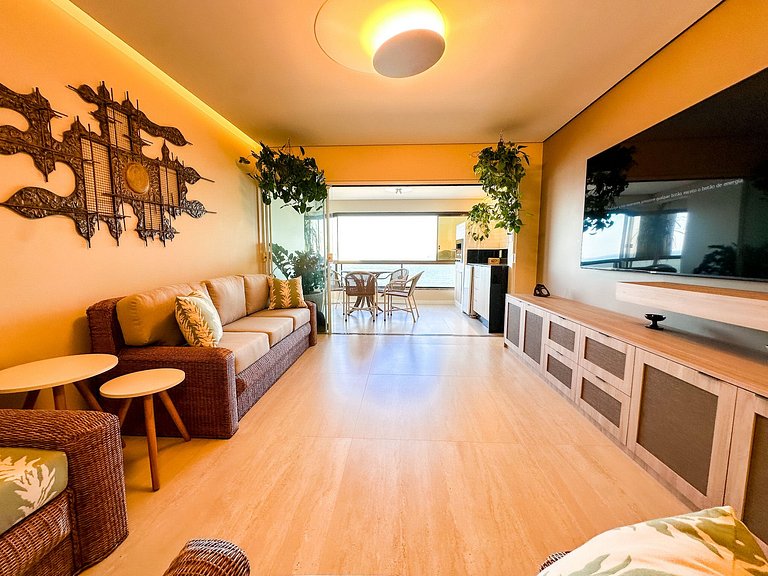 Frente Mar 3 Suítes + 2 Vagas | Monte Olympos