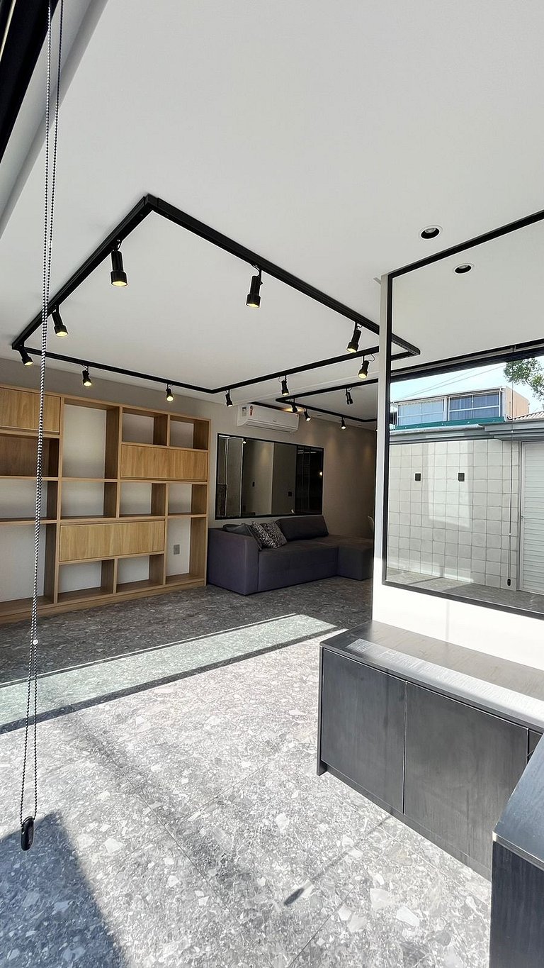 Casa 3 Suítes – Apenas 600m da Praia dos Amores