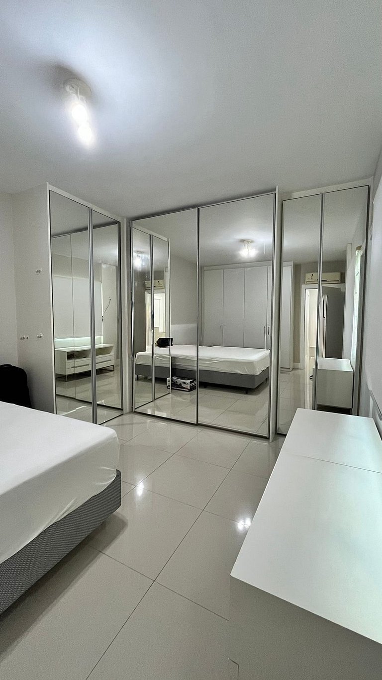 Casa 3 Suítes – Apenas 600m da Praia dos Amores