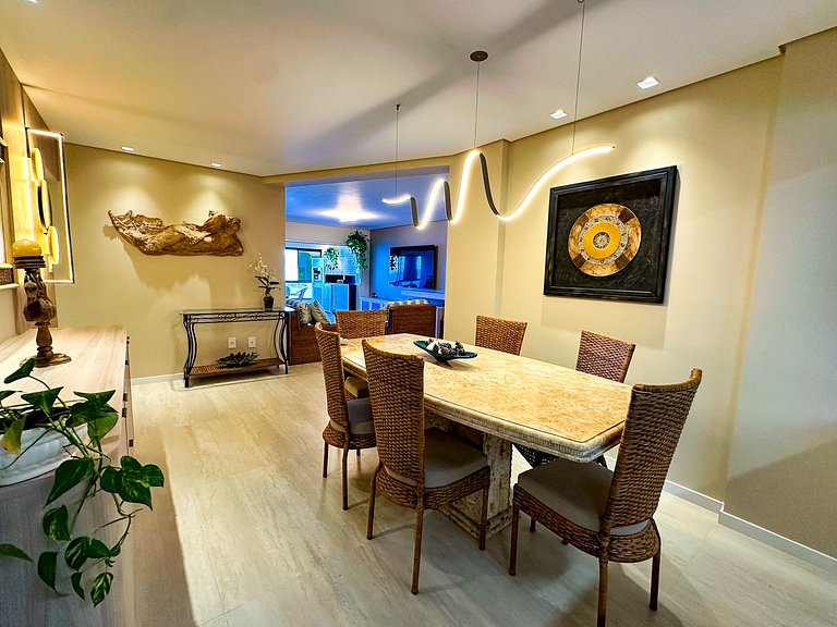 Frente Mar 3 Suítes + 2 Vagas | Monte Olympos