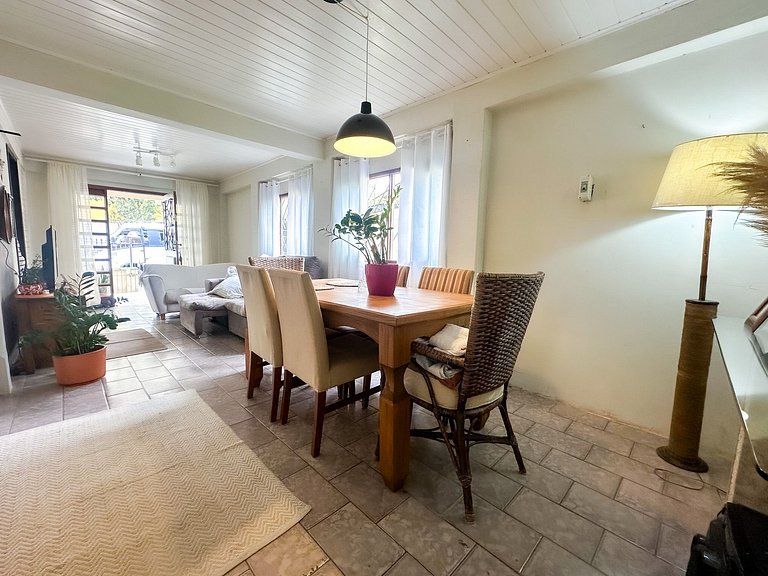 Casa 2 Quartos a 400m do Mar - BC