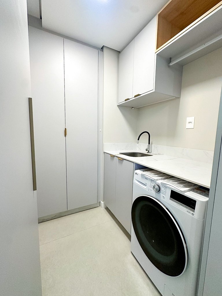 Apto 2 Quarto - 2 Vagas - Praia Brava