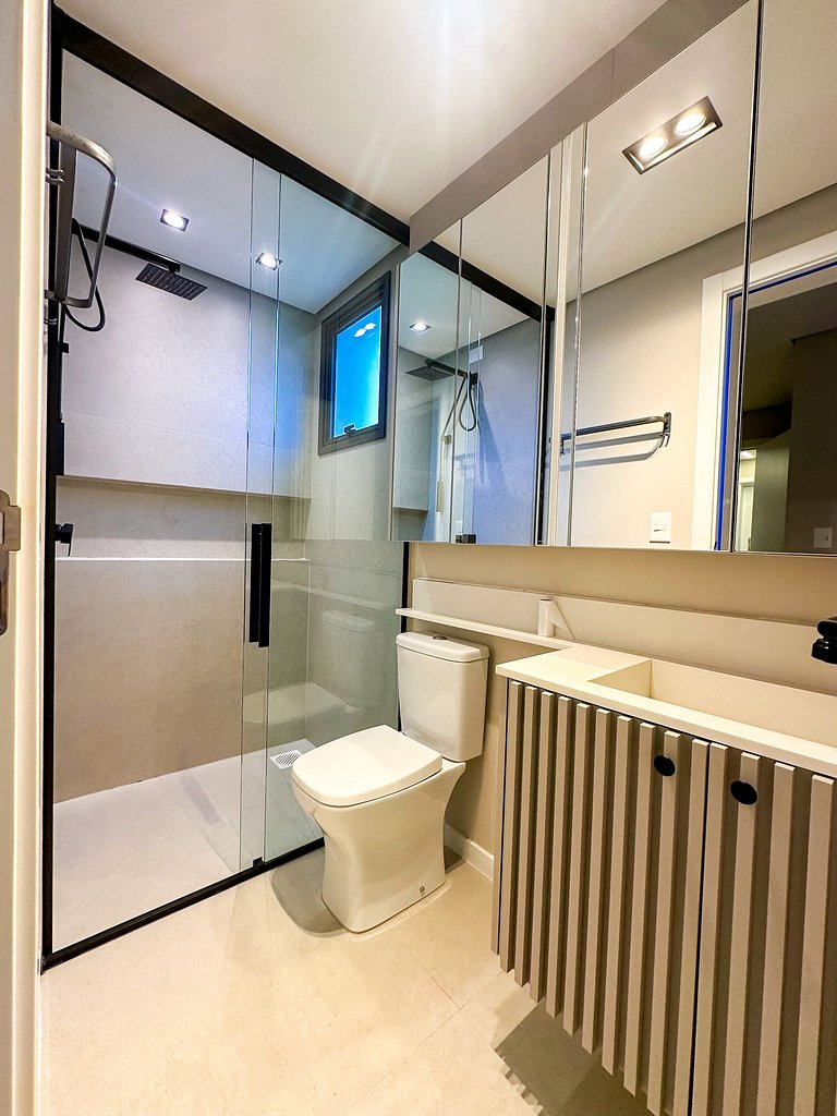 Apto 2 Quarto - 2 Vagas - Praia Brava