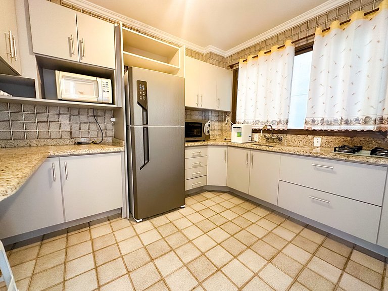 Apto 2 Quartos – Frente Mar – 1 Vaga, Barra Sul